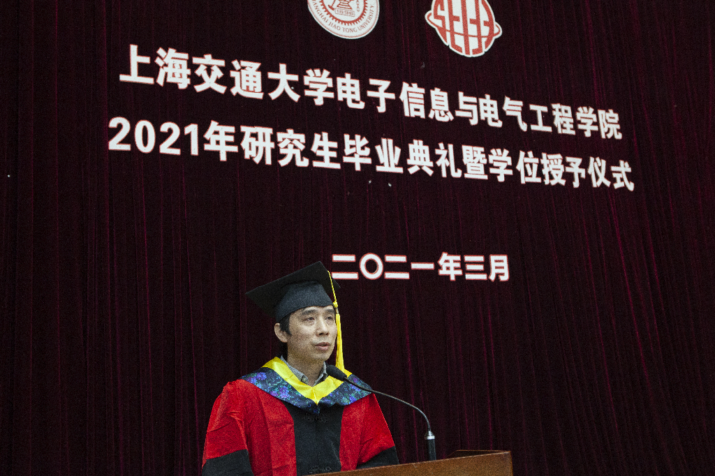8 软件萝莉社
导师代表 杨旭波 寄语.png
